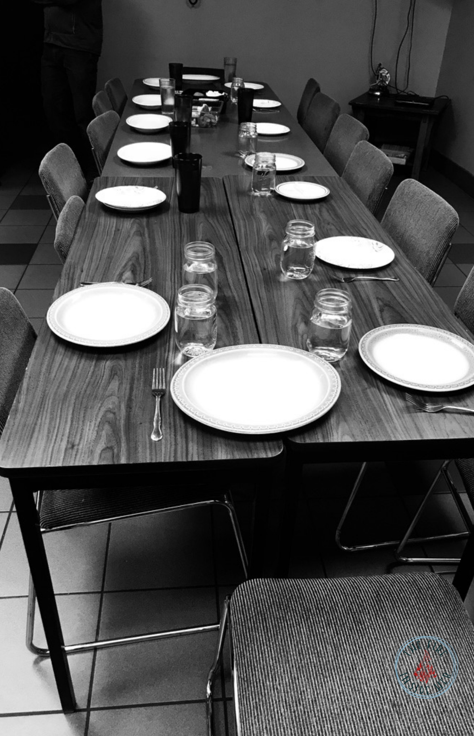 The table gateless writing circles